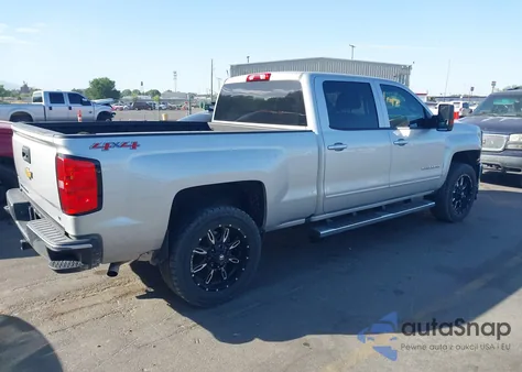 2017 Chevrolet Silverado 1500 1Lt z USA, uszkodzony, nr VIN 3GCUKREC3HG261942
